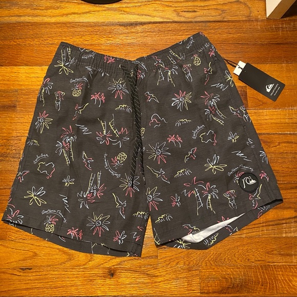 Quiksilver Other - Quiksilver NWT volley shorts board shorts